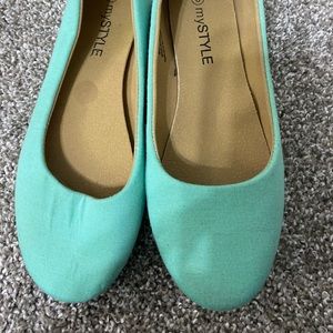 Flats size 8